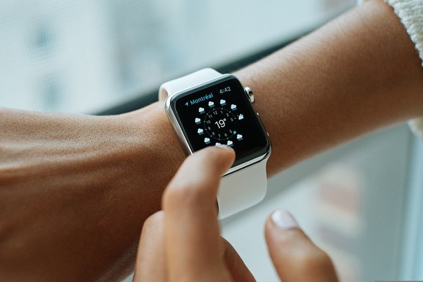 Příslušenství na Apple Watch, které vám užívání chytrých hodinek ještě zpříjemní!